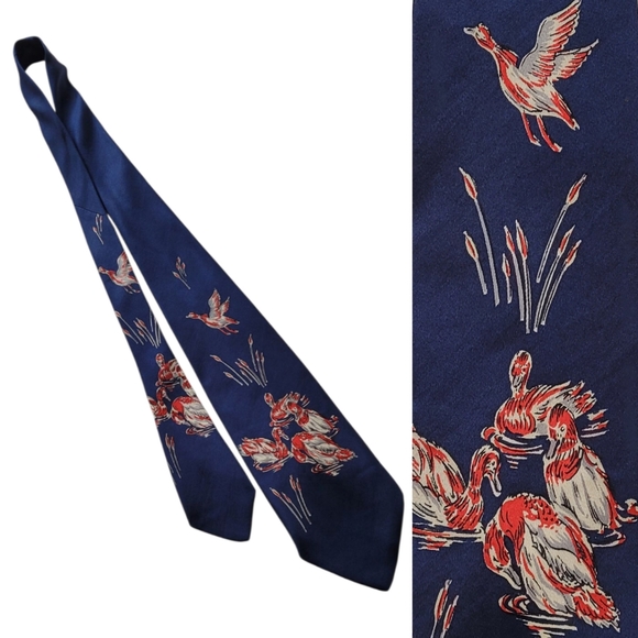 Cheney Cravats Other - Vtg. SILK Duck Print Neck Tie